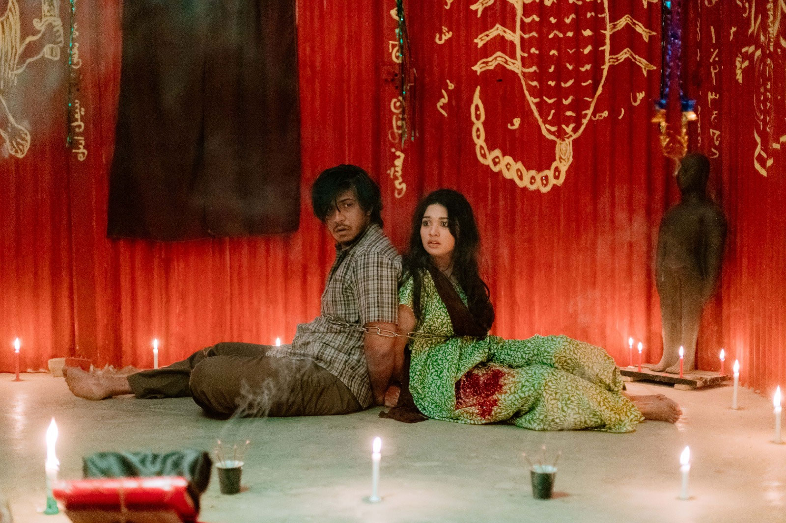 আট থেকে আশি সবাই উপভোগ করছেন ‘চক্র ২’! | চ্যানেল আই অনলাইন