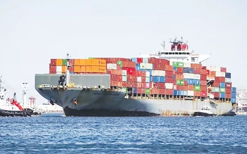 জ্বালানিসংকটে জাহাজের ভাড়া বেড়েছে ২০%