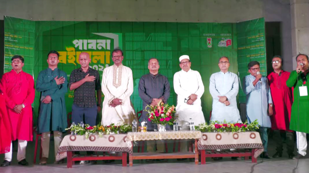 পাবনায় ৮ দিনব্যাপী বইমেলার উদ্বোধন করলেন তথ্যমন্ত্রী