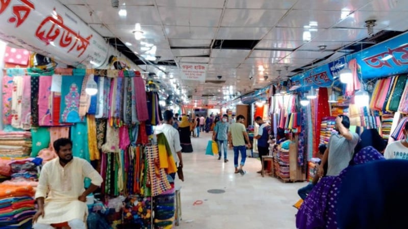 দোকান-শপিং মল বন্ধে সরকারি সিদ্ধান্তই বহাল