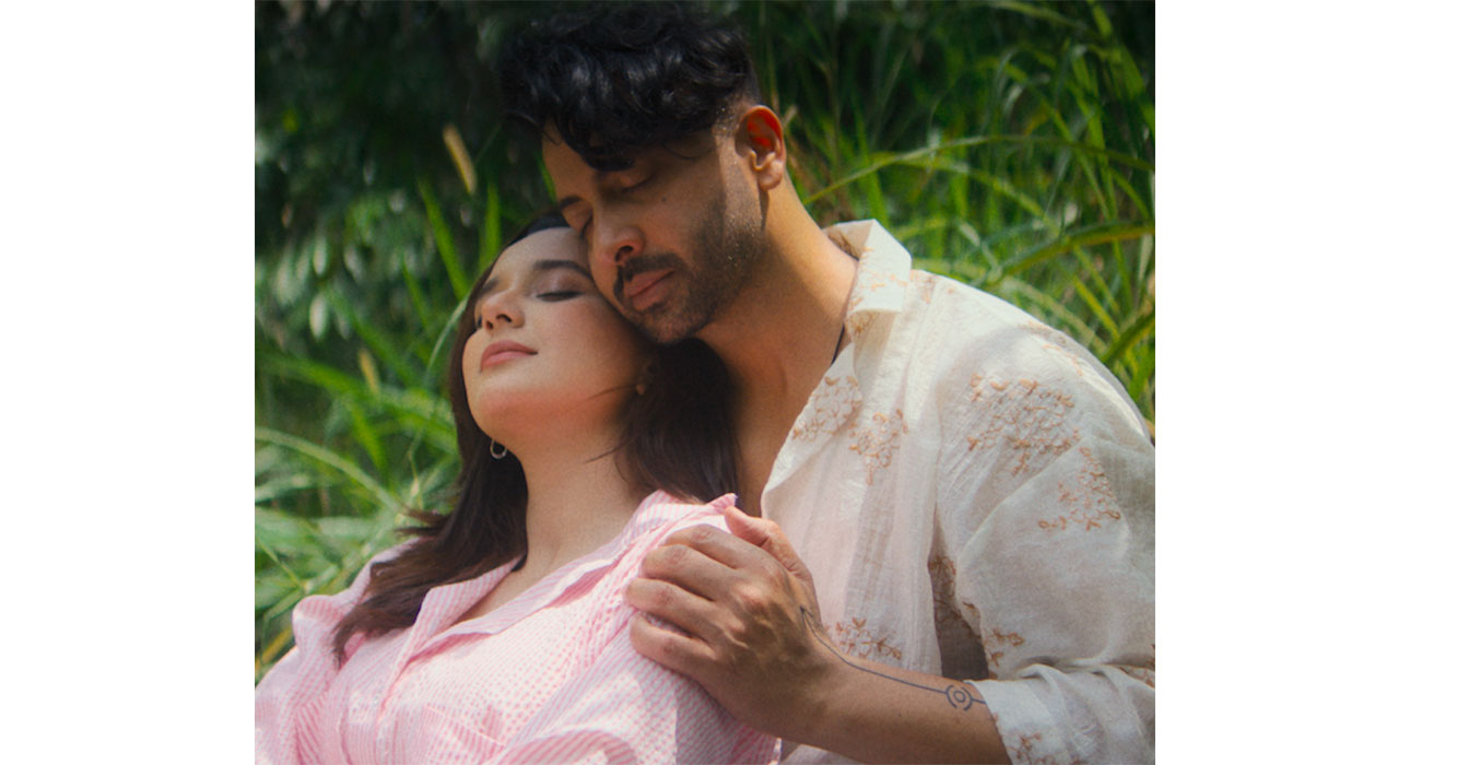 আবারও শাকিব-সাবিলার রসায়ন, ‘রকস্টার’ নিয়ে বাড়ছে উত্তাপ!