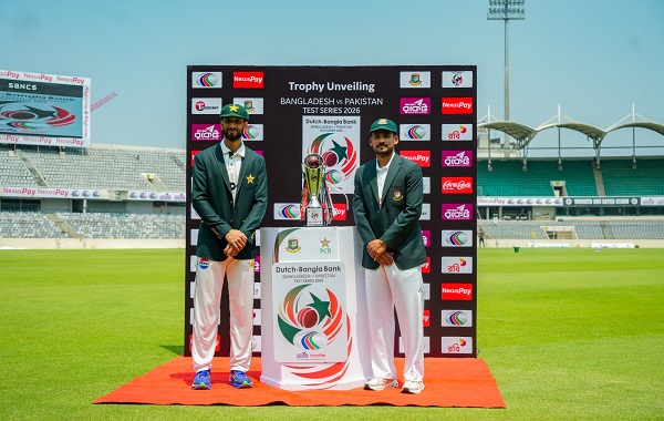 সরাসরি মিরপুর: বাংলাদেশ-পাকিস্তান প্রথম টেস্ট