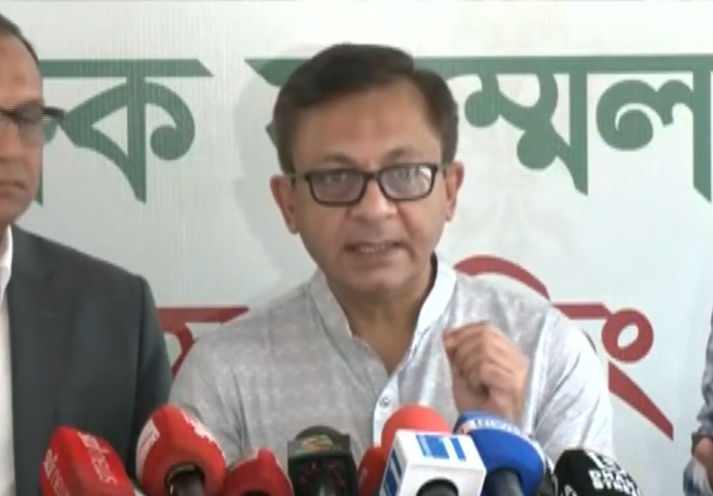 কোরবানির চামড়া সংরক্ষণে উদ্যোগ নিতে ডিসিদেরকে নির্দেশ