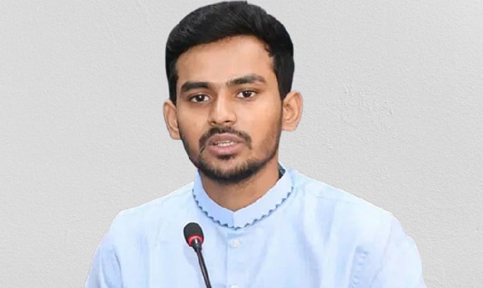 ফাইল অনিয়ম প্রকাশের আহ্বান জানিয়ে স্থানীয় সরকার প্রতিমন্ত্রীকে আসিফ মাহমুদের চ্যালেঞ্জ
