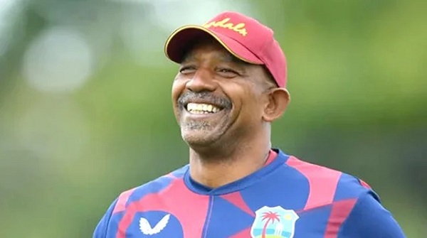 রাওয়ালপিন্ডির সেই স্মৃতি নিয়ে পড়ে থাকছেন না সিমন্স