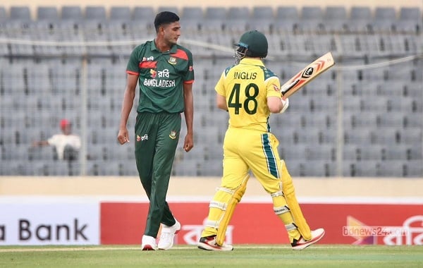 নাহিদকে বিগ ব্যাশে দেখতে চান অ্যালেক্স ক্যারি