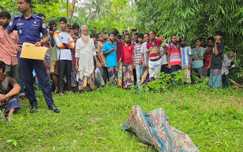 বরগুনায় খাল থেকে মাথাবিহীন মরদেহ উদ্ধার
