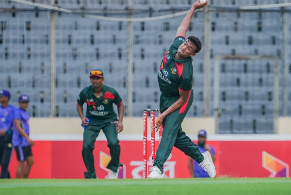 ০/৩, অস্ট্রেলিয়ার বিপক্ষে ইতহাস বাংলাদেশের