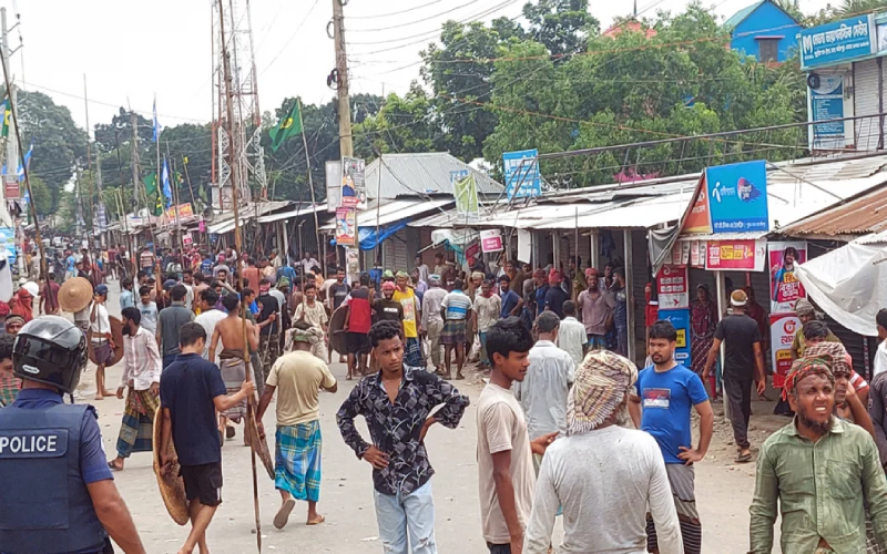 রক্তক্ষয়ী সংঘর্ষে ভাঙ্গায় আহত অর্ধশতাধিক, তিন ঘণ্টা বন্ধ মহাসড়ক