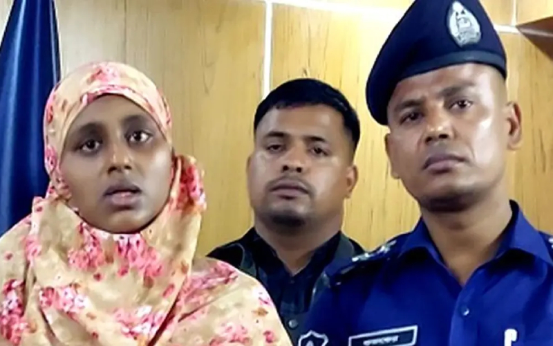 মাগুরায় বিক্রি করা নবজাতক উদ্ধার, মায়ের কোলে ফিরিয়ে দিল পুলিশ