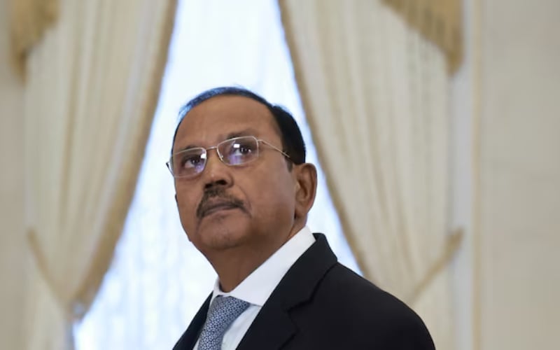 চীনা পররাষ্ট্রমন্ত্রীর সঙ্গে ভারতের জাতীয় নিরাপত্তা উপদেষ্টার বৈঠক