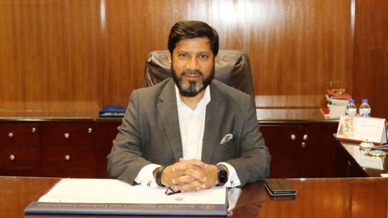 বিএসইসির চেয়ারম্যানসহ ৪ কমিশনারের পদত্যাগ