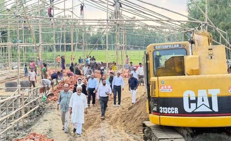 প্রধানমন্ত্রীর সফরকে ঘিরে উৎসবমুখর কক্সবাজার
