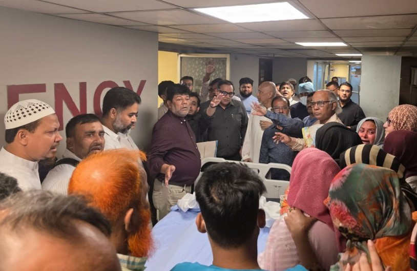 ধানমন্ডিতে প্রথম জানাজা, ভোলায় দ্বিতীয় জানাজা শেষে দাফন তোফায়েল আহমেদের