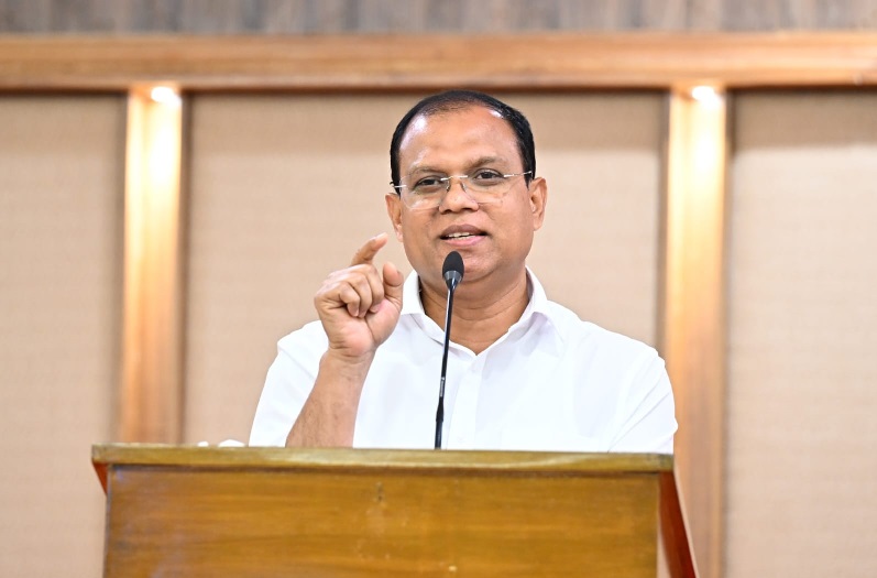 ভিউ প্রতিযোগিতার নামে অপসাংবাদিকতা বন্ধের আহ্বান আতিকুর রহমান রুমনের