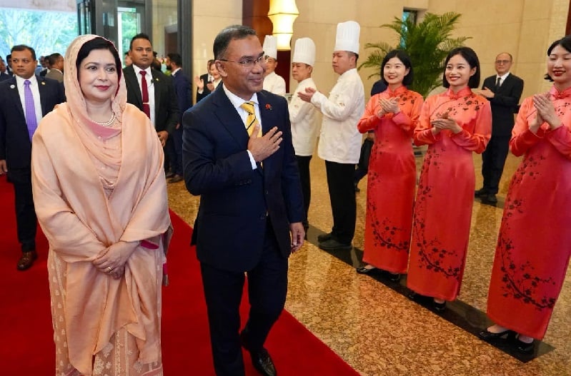 বেইজিংয়ে প্রধানমন্ত্রীকে লালগালিচা সংবর্ধনা | চ্যানেল আই অনলাইন বেইজিংয়ে প্রধানমন্ত্রীকে লালগালিচা সংবর্ধনা | চ্যানেল আই অনলাইন