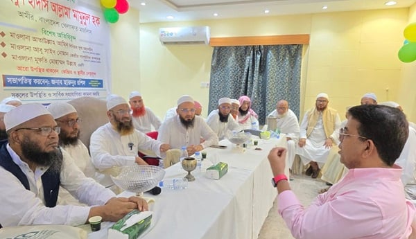 জুলাই শহীদদের রক্তের সঙ্গে বেইমানি বরদাস্ত করা হবে না: মামুনুল হক