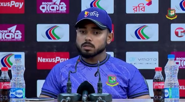 অস্ট্রেলিয়ার সঙ্গে কোথায় পিছিয়ে গেলেন জানালেন ইমন