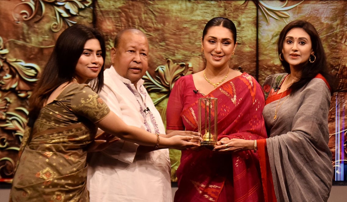 ‘অনেক চেষ্টা করে কান্না লুকিয়েছি’ | চ্যানেল আই অনলাইন
