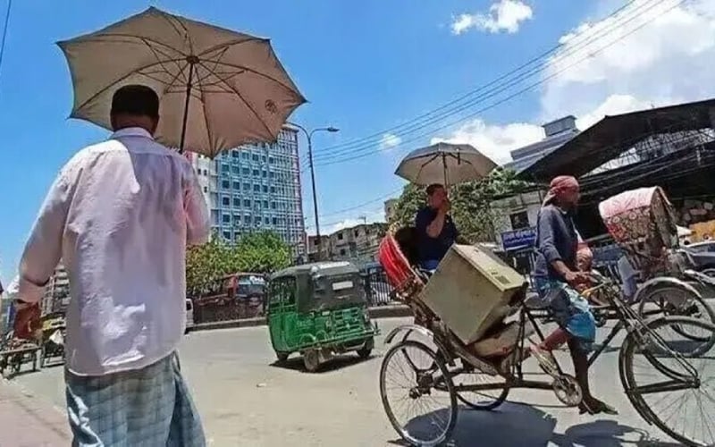 ঢাকায় কমছে না গরমের দাপট, আর্দ্রতায় বাড়বে অস্বস্তি