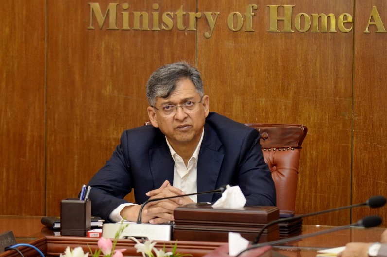 আদ-দ্বীন হাসপাতালে ৬ শিশুর মৃত্যুর ঘটনায় তদন্ত চলমান: স্বরাষ্ট্রমন্ত্রী