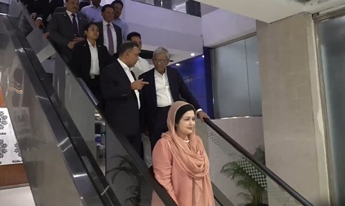 চীন সফর শেষে দেশে ফিরেছেন প্রধানমন্ত্রী