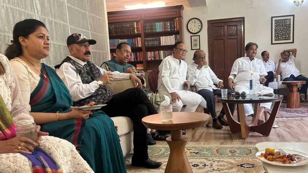 বিজেপির সঙ্গে তৃণমূলের ১০ বিদ্রোহী এমপির গোপন বৈঠক