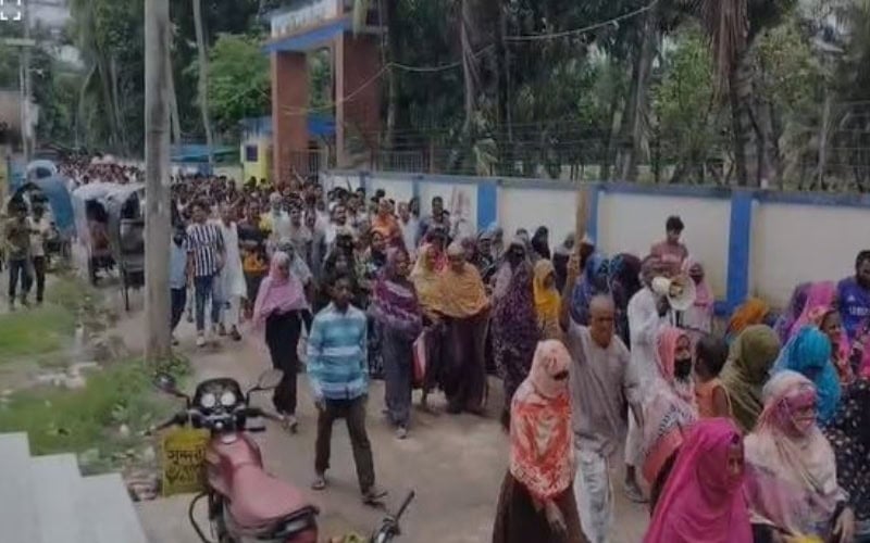 এমপি নজরুল ইসলামকে শ্যামনগরে অবাঞ্চিত ঘোষণা