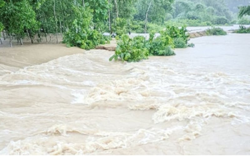 ৭২ ঘণ্টায় একাধিক জেলায় বন্যার শঙ্কা
