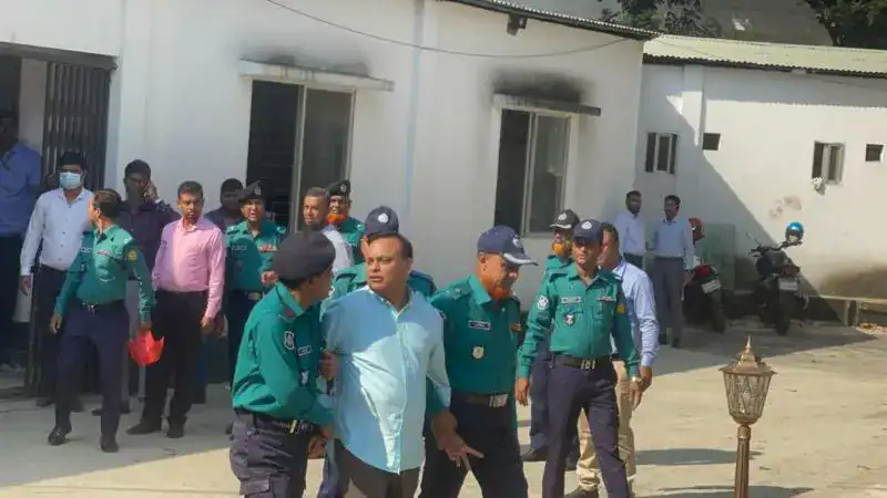 সাবেক সেনা কর্মকর্তা জিয়াউল আহসানের বাড়িতে দুদকের অভিযান, সম্পদ জব্দ