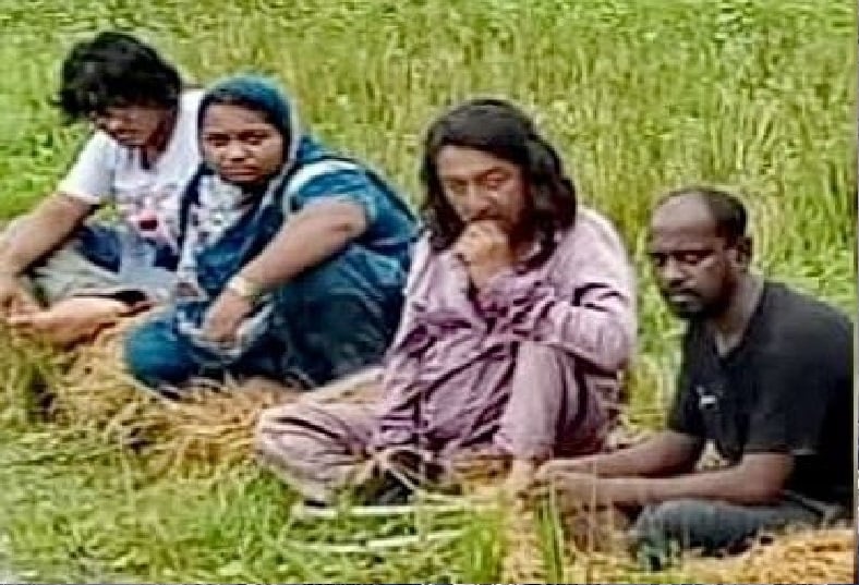 সীমান্তে ৪ জনকে পুশইন চেষ্টা বিএসএফের, বিজিবির বাধায় শূন্যরেখায়