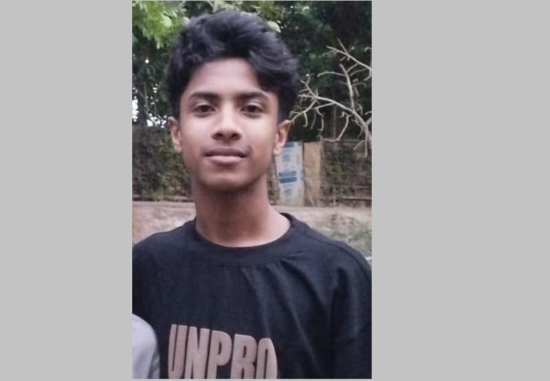 পেয়ারা বাগানে ঘুরতে গিয়ে ট্রলার থেকে পড়ে কলেজছাত্রের মৃত্যু