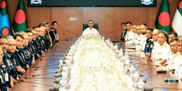 ছবি: প্রধানমন্ত্রী তারেক রহমান নৌবাহিনী ও বিমানবাহিনী ‘নির্বাচনী পর্ষদ-২০২৬’ উদ্বোধন করেন।