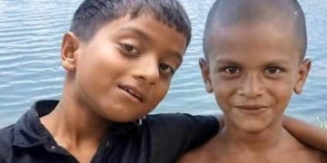 ছবি: শেরপুরে পুকুরে ডুবে নিহত ২ শিশু রোহান মিয়া (৭) ও ইসমাইল হোসেন (৬) ।