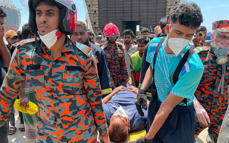 সীতাকুণ্ড শিপ ইয়ার্ডে বিষাক্ত গ্যাসে মৃত্যু বেড়ে ৮