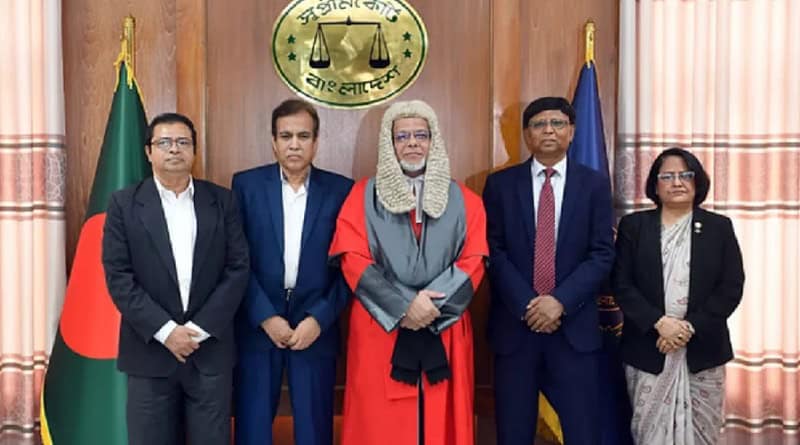 পিএসসির নতুন চার সদস্যকে শপথ পড়ালেন প্রধান বিচারপতি | চ্যানেল আই অনলাইন পিএসসির নতুন চার সদস্যকে শপথ পড়ালেন প্রধান বিচারপতি | চ্যানেল আই অনলাইন