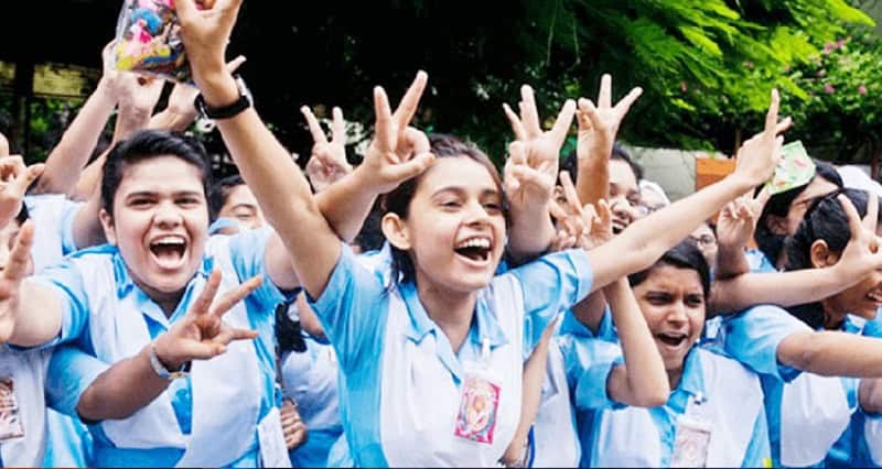 এসএসসির ফল প্রকাশ তারিখ কি আবার বদলাচ্ছে?
